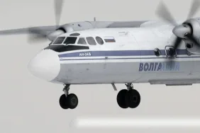 Rusya'da An-24 Yolcu Uçağı Kalkışta Pistten Çıktı