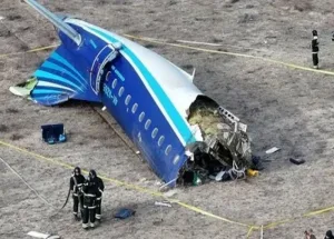 AZAL Uçağının Kara Kutusu Açıldı: Rus Füze Sistemi Vurdu