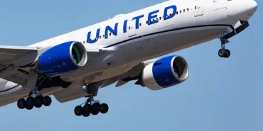 Boeing 777-200ER Uçuş Sırasında Motorlarından Birini Kaybetti