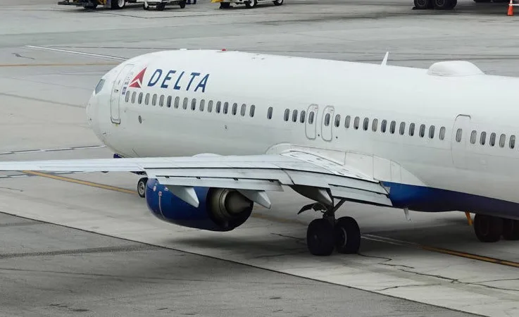 Delta Airlines Uçuş Ağını Yeniden Şekillendiriyor: Orta Amerika Rotaları Kapanıyor, Batı Yakası Genişliyor
