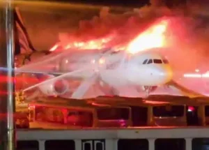 Disaster-Averted-in-Busan-Air-Busan-Plane-Engulfed-in-Flames!
