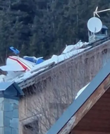 Havada Felaket: Piper PA-18, Yamaç Paraşütüyle Çarpıştı, 2 Can Kaybı