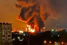 Engels-2 Üssünde Yangın: Ukrayna Drone Saldırısı Düzenledi