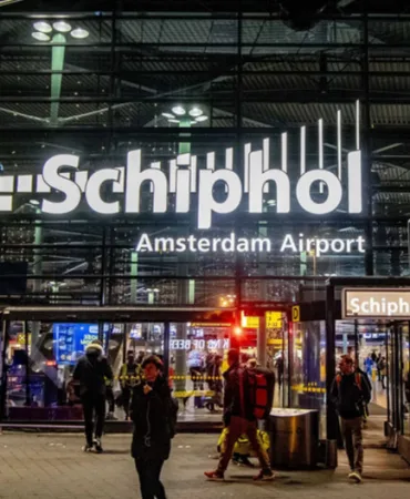 Schiphol Havalimanı’nda Gaz Sızıntısı: F İskelesi Tahliye Edildi!