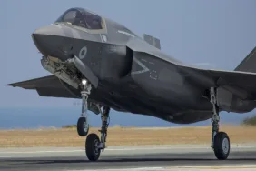 Yüksek Teknolojiye Karşı Kuş Riski: RAF F-35’i Hasarla Döndü