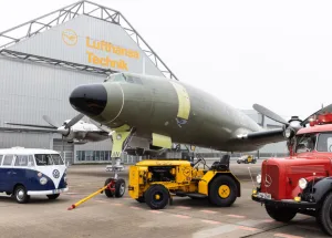 Lockheed-L-1649A-Super-Star,-Lufthansa’nın-Önderliğinde-Geri-Döndü