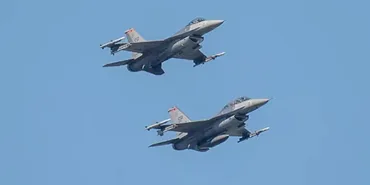 NATO Savaş Uçakları Baltık Denizi'nde Rus Uçaklarını Engelledi