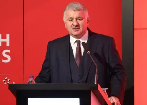 Türkiye’de Pilot Açığı Büyüyor: 1500 Yeni Pilota İhtiyaç Var!