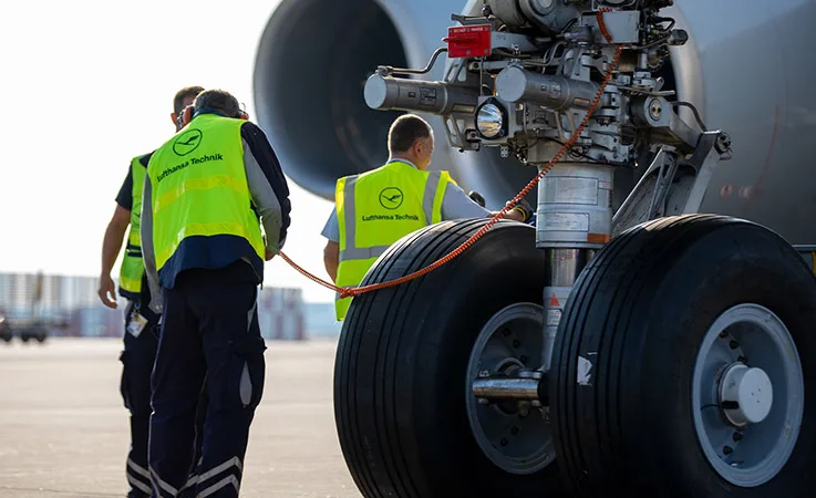 Pilot, Teknisyen ve Kabin Ekibi için Büyük Fırsat: Lufthansa 10 bin kişiyi İşe Alıyor