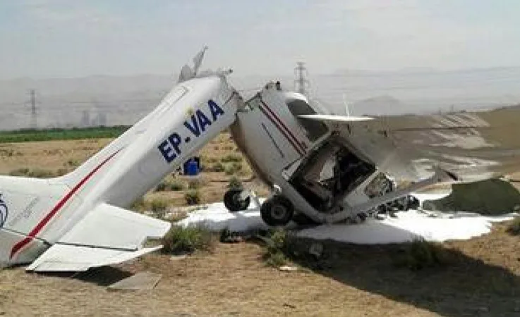 İran’da Eğitim Uçağı Düştü: 3 Kişi Hayatını Kaybetti