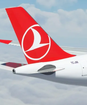 Türk Hava Yolları Uçağı İnişte Sağ Kanadını Piste Çarptı