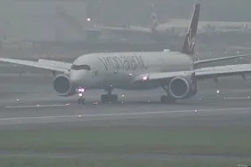 İrlanda Hava Sahasında Kriz! Virgin Atlantic Uçağı Acil Durum Kodu Gönderdi