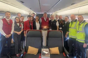 İzzet Levi Son Uçuşunda Gözyaşlarını Tutamadı: THY Ailesine Veda