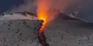 Etna’nın Patlaması, Hava Trafiğini Felç Etti!