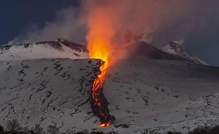 Etna’nın Patlaması, Hava Trafiğini Felç Etti!