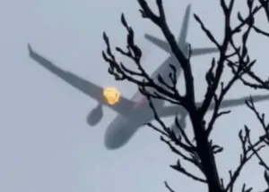 Nightmare-on-Dublin-Orlando-Flight-Passenger-Plane’s-Engine-Engulfed-in-Flames!