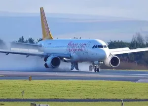 Pegasus-Uçağında-Hidrolik-Arızası!-Pilotlardan-Ustaca-İniş