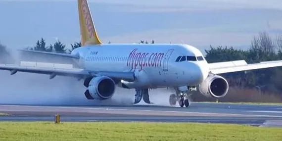 Pegasus Uçağında Hidrolik Arızası! Pilotlardan Ustaca İniş