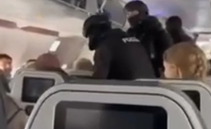 Polis Harekete Geçti! Larnaka Havalimanı’nda Alarm