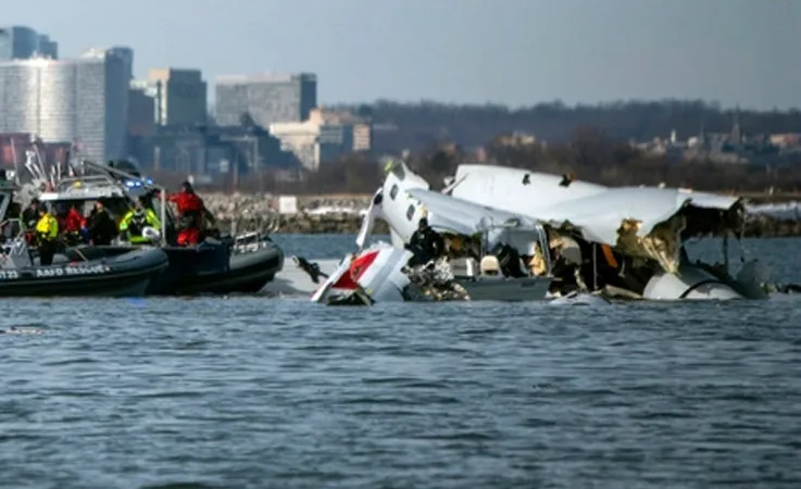 Potomac Nehri’nde Arama Çalışmaları Sürüyor. 41 Cesede Ulaşıldı