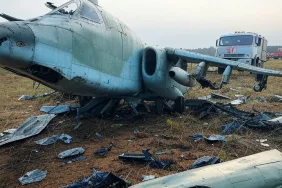 Su-25 savaş uçağına kamyon çarptı