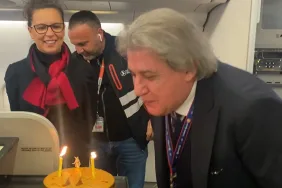 THY Kaptanı Ramazan Ulucan’a Ercan Havalimanı’nda Duygusal Veda