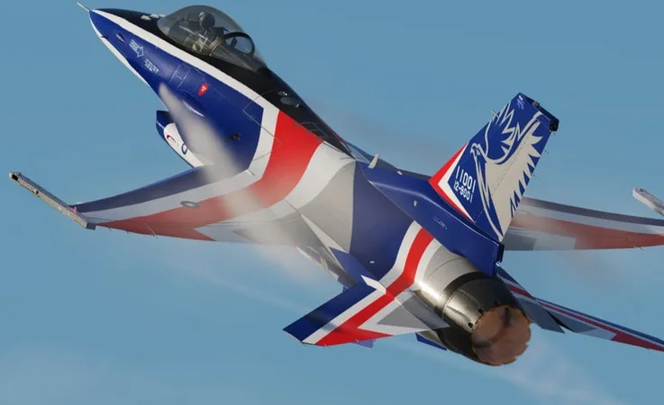 Tayvan Hava Kuvvetleri'nin Yerli AT-5 Brave Eagle Uçağı Okyanusa Düştü
