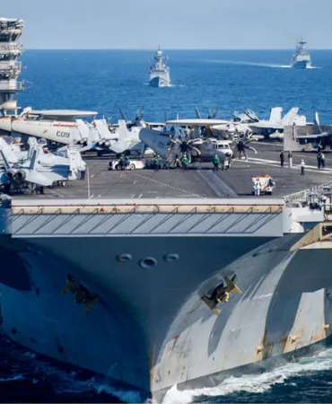 USS Harry S. Truman ve "Beşiktaş-M" Yük Gemisi Çarpıştı