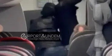 Amerikan Havayolları Uçağında Yolcu Kabin Ekibine Saldırdı