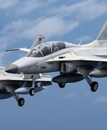 Pilotlarla Temas Kesildi! FA-50 savaş uçağı kayboldu