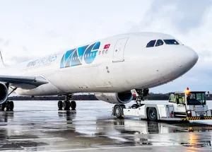 MNG-and-Silk-Way-Cargo-Planes-Come-Face-to-Face-in-the-Sky!