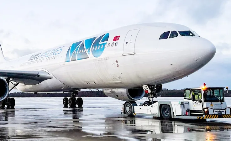 MNG ve Silk Way Kargo Uçakları Havada Burun Buruna Geldi!