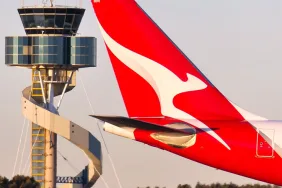 127 Yolculu Uçak Sidney’e Acil İniş Yaptı