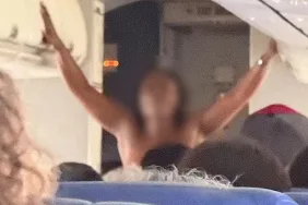 Southwest Uçağında Korku Dolu Anlar! Çırılçıplak Yolcu Kokpite Saldırdı
