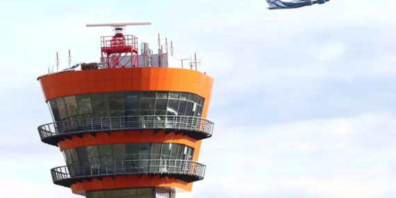 Tu-214 Acil İniş Yaptı: Ön İniş Takımı Kapanmadı!