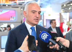 Turizmde-100-Milyar-Dolar-Gelir-Hedefi!-Türkiye-Hava-Yoluyla-Büyüyecek