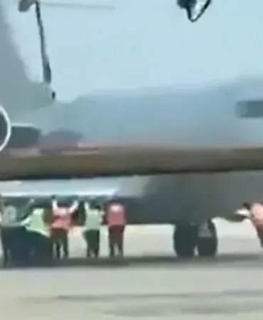 Hindistan’da Uçak Elle İtildi: Güvenlik Tartışmaları Alevlendi