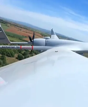 Bayraktar TB2T-AI Yeni İrtifa Rekoruyla Göz Doldurdu: 37.096 Feet’e Tırmandı