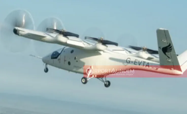 Birleşik Krallık'ta VX4 Uçan Taksi İlk Kez Açık Havada Test Edildi