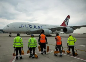Global-Airlines-Tarihi-İlk-Uçuşunu-Gerçekleştirdi-Airbus-A380-ile-Transatlantik-Gökyüzünde-Yeni-Bir-Sayfa
