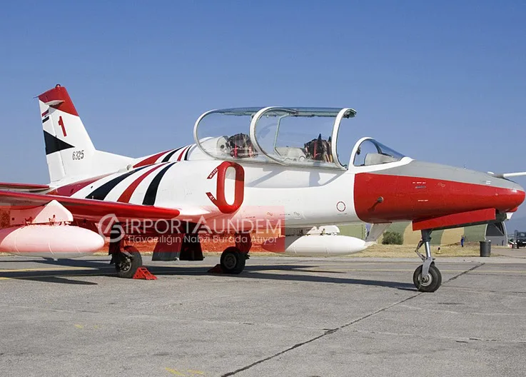 Mısır Hava Kuvvetleri'ne Ait Eğitim Uçağı Tatbikat Sırasında Düştü