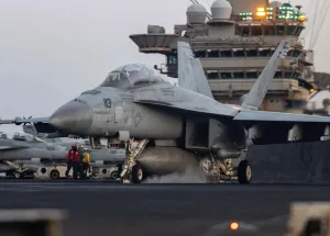New-Crisis-on-USS-Harry-S.-Truman-Another-F-A-18-Lost-in-the-Red-Sea
