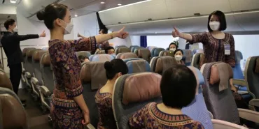Singapore Airlines'tan Rekor Kar, Personeline 7,5 Aylık Maaş İkramiyesi!