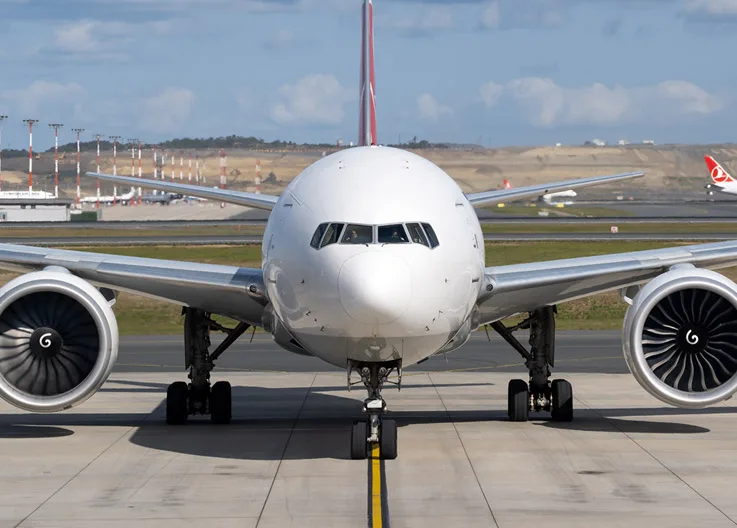 Türbülans mı İnsan Hatası mı? THY Uçağındaki Tehlikeli Alçalmanın Perde Arkası