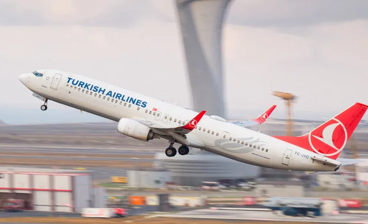 THY, Güney Asya’daki Gerilim Nedeniyle Lahor ve İslamabad Uçuşlarını İptal Etti