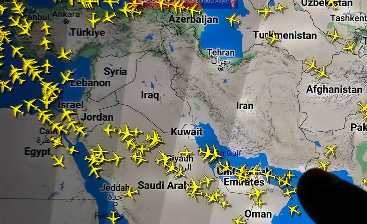 12 Gün Sonra İran Hava Sahasında Sivil Uçuşlar Başladı