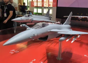 Çin’in-J-20-ve-J-35A-Uçakları-Paris’te-Tanıtılacak
