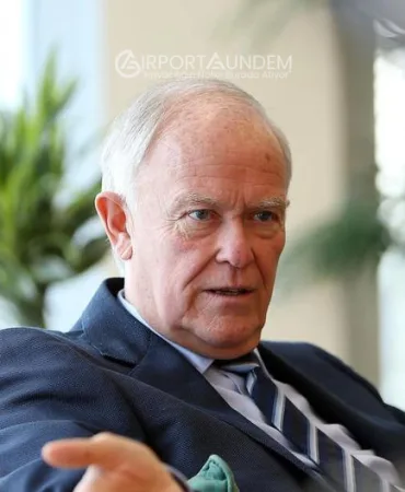 Emirates Başkanı: “Ekonomi Sınıfı 30 Yıldır Yenilenmedi”