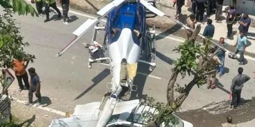 Helikopter Yere İndi, Araca Çarptı: Faciadan Dönüldü
