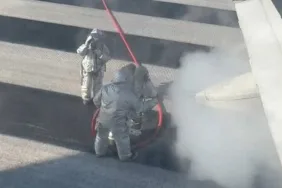 Santiago-Asuncion Uçağının Sol Motoru Alev Aldı: Yolcular Tahliye Edildi